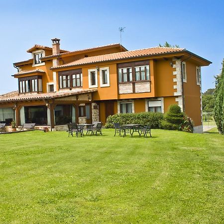 Hospedaje Granada San Vicente De La Barquera Zewnętrze zdjęcie