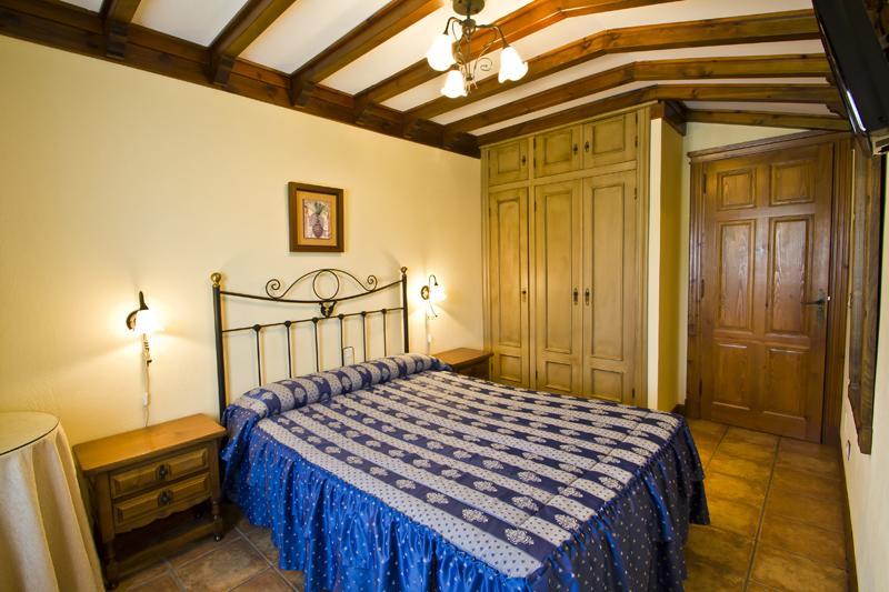 Hospedaje Granada San Vicente De La Barquera Pokój zdjęcie