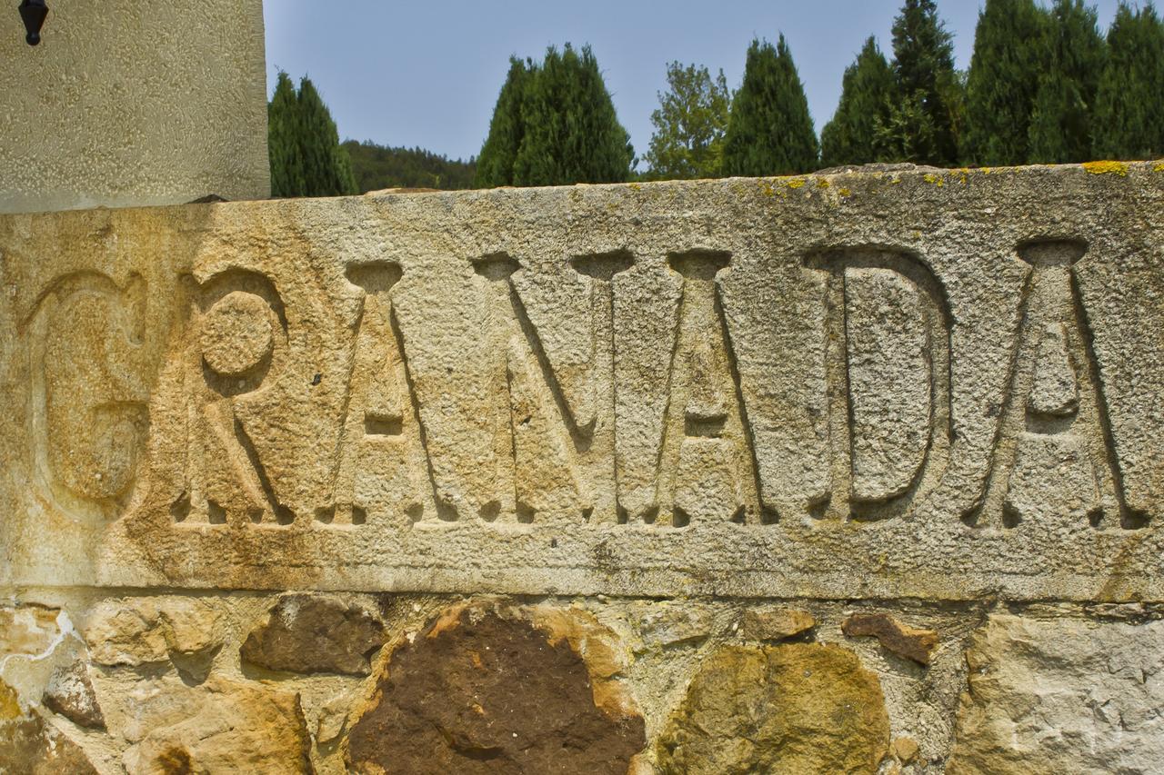 Hospedaje Granada San Vicente De La Barquera Zewnętrze zdjęcie